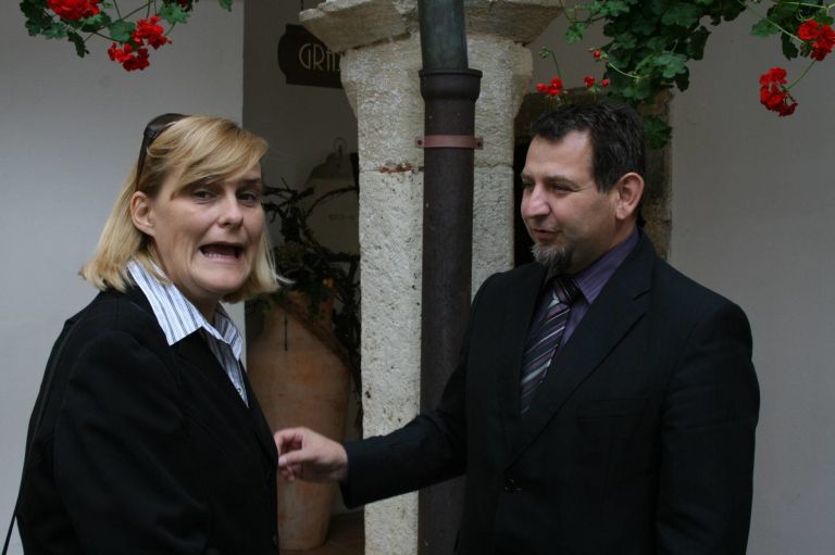 ob_odhodu_je_v_atriju_pozdravil_radicevo_zupan_os.jpg