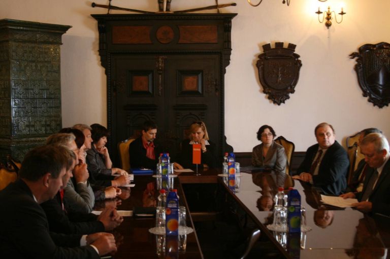 omizje_ni_bilo_kaj_prida_zasedeno.jpg