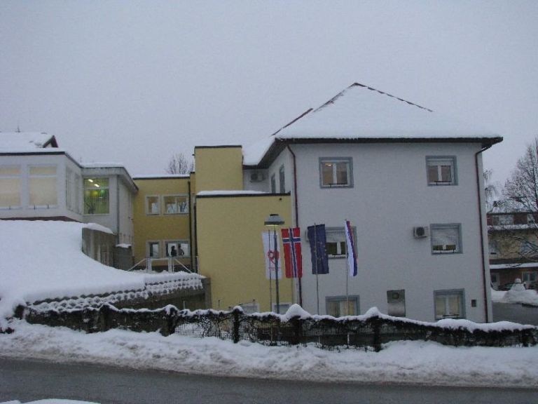 center01.jpg