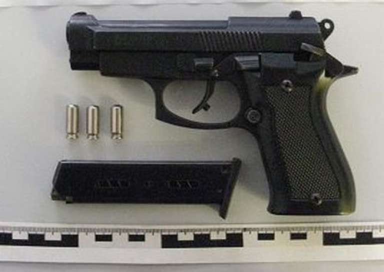 pistola2.jpg