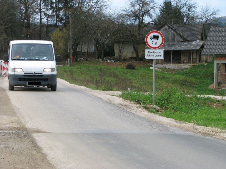 cesta.jpg