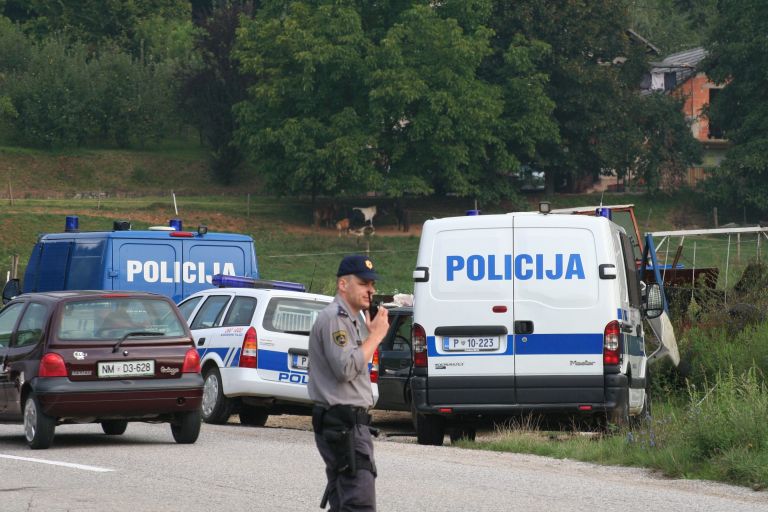 zajak_policaji.jpg