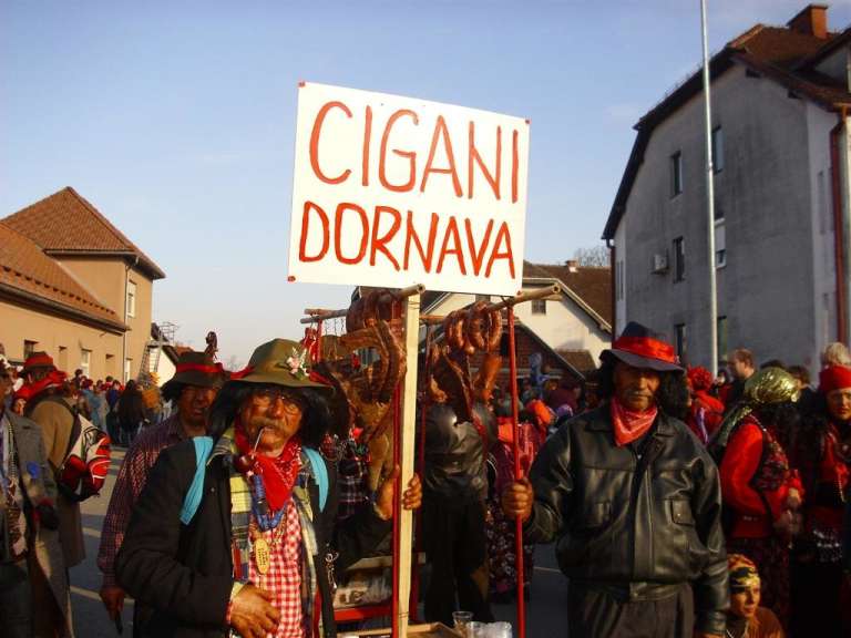 naslovn_cigani_dornava.jpg