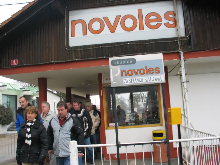 novoles0012.jpg