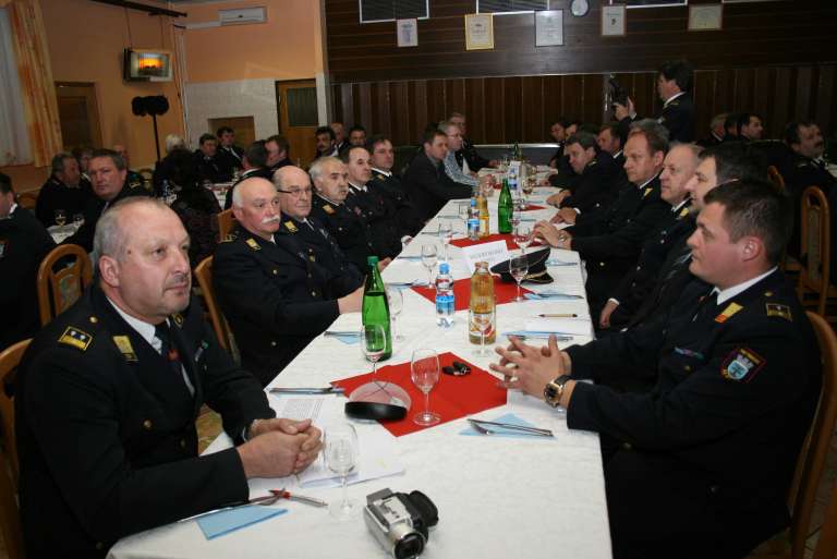 omizje_z_vodstvom_gz_in_gosti.jpg
