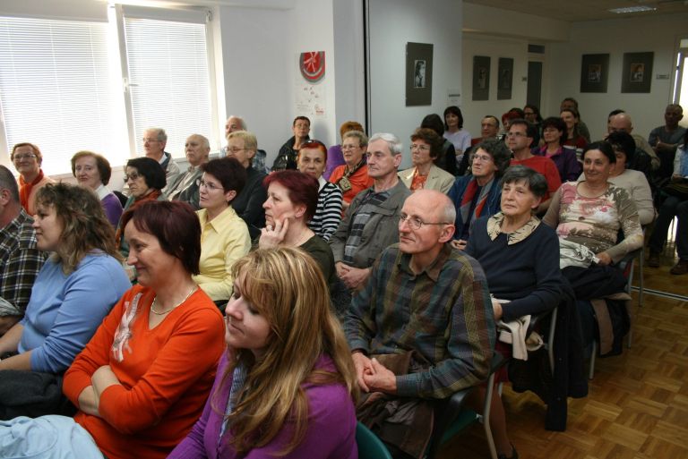 predavanje_ni_privabilo_le_neznejsega_spola.jpg
