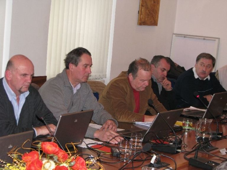 tre05.jpg