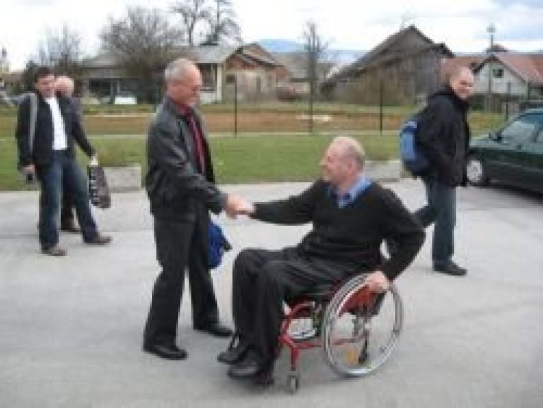 invalidi_cerar.jpg