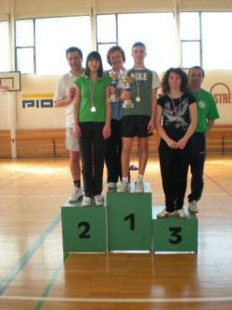 namizni_tenis.jpg