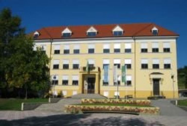 os_senovo.jpg
