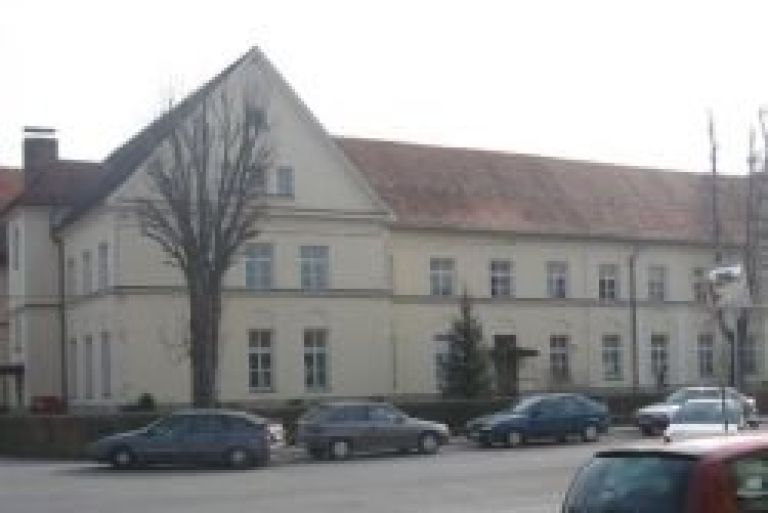 gimnazija_brezice.jpg