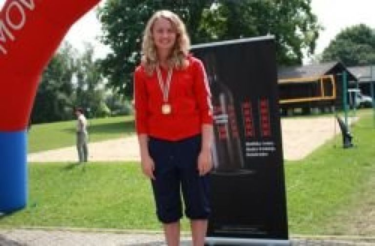 ninamandl_kolpa.jpg