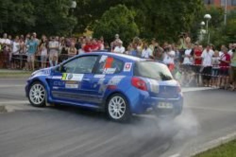 rally_017.jpg