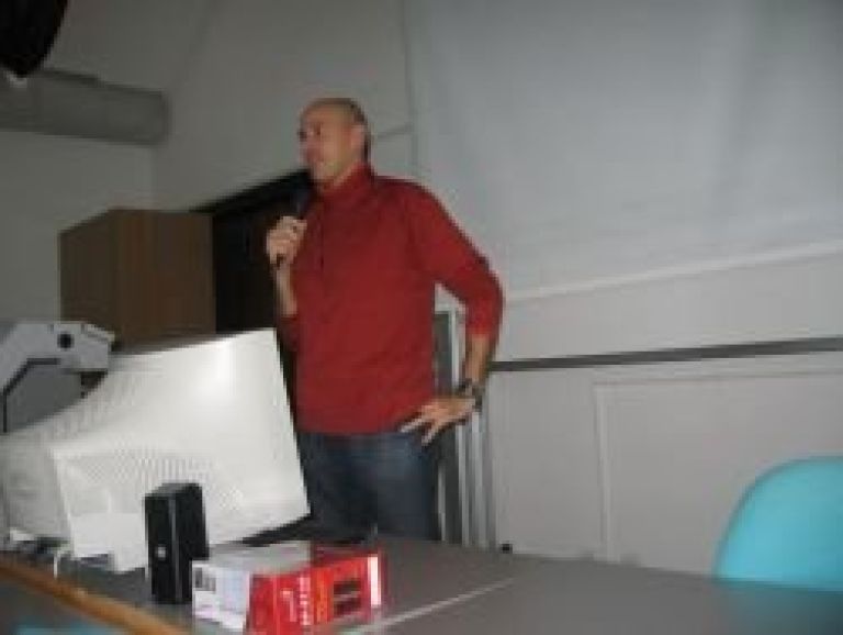 ravbar_001.jpg