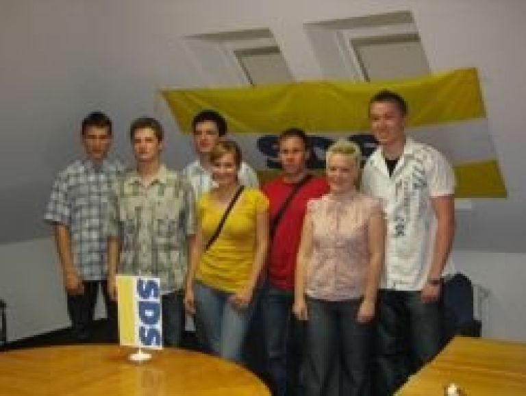 sdm2_2.jpg