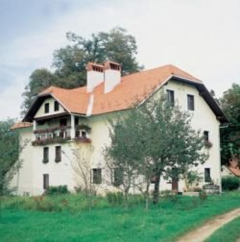 baraga_hisa.jpg