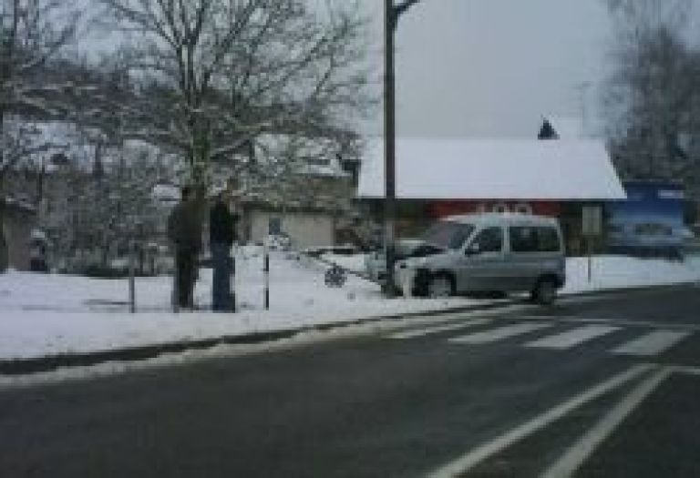 nesreca_1712.jpg