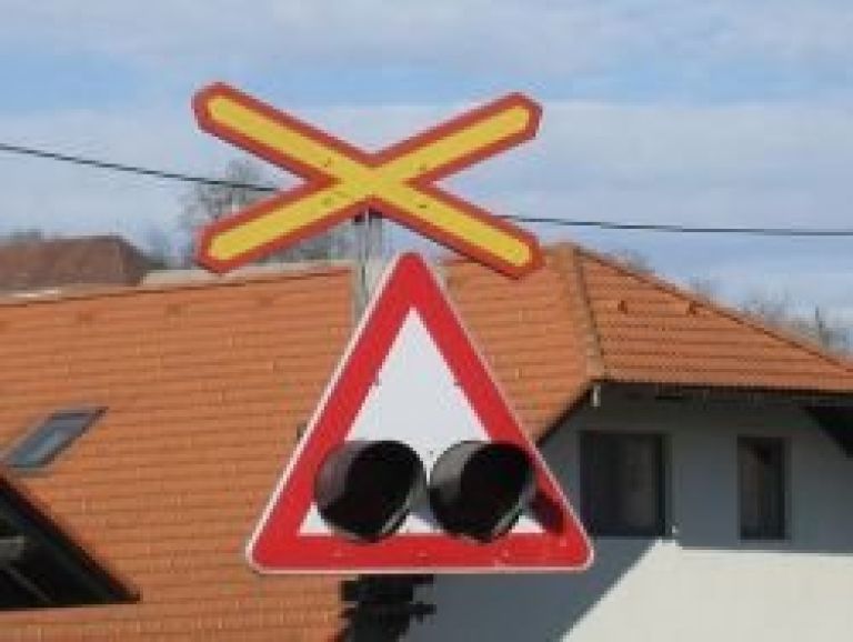 znak_vlak.jpg