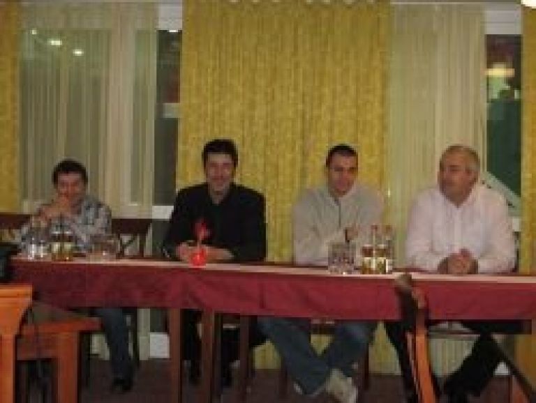 dan_kosarke_tiskovka.jpg