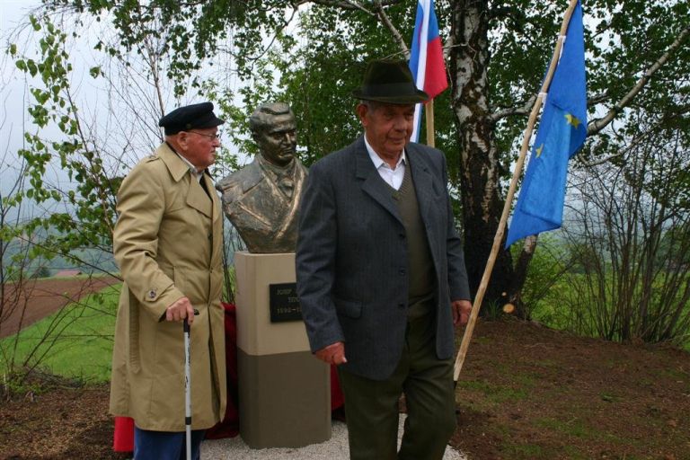 naslovn_martin_rukse_in_alijz_jaklic.jpg