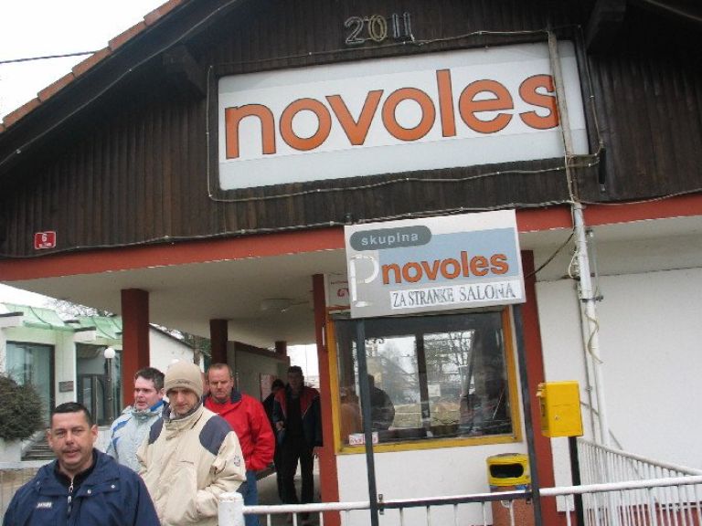 novoles0013_1.jpg