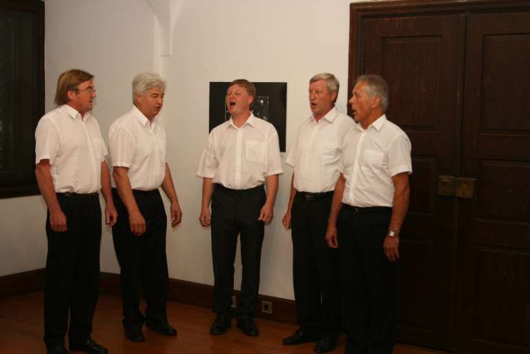 bostanjski_prijatelji_postajajo_dobrodosli.jpg