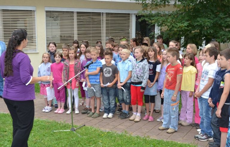saditev_lipe___kulturni_program_1.jpg