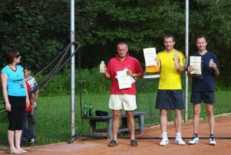 tenis_krmelj_02.jpg