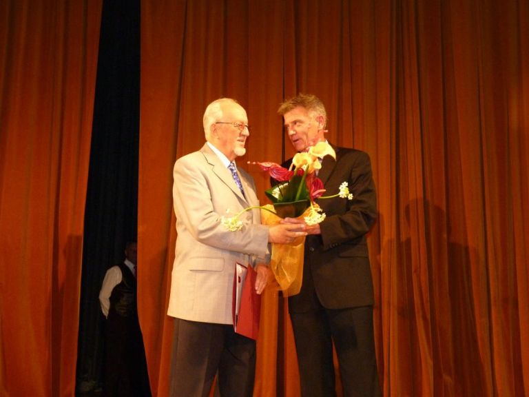 p1030432_3_1.jpg
