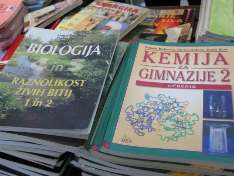 ucbeniki_mm_1.jpg