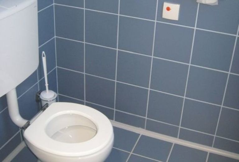 sanitarije3.jpg