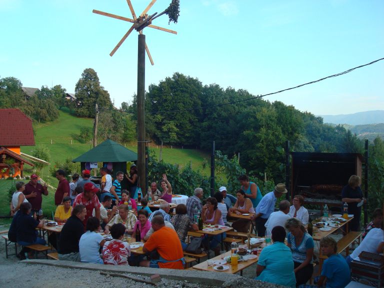 dsc04125_000.jpg