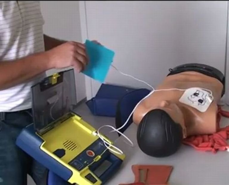 defibrilator_2.jpg