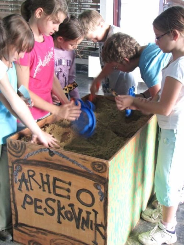 arheopeskovnik11.jpg