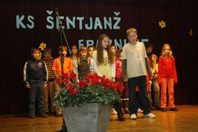 krajevna_skupnost_sentjanz_praznuje001.jpg