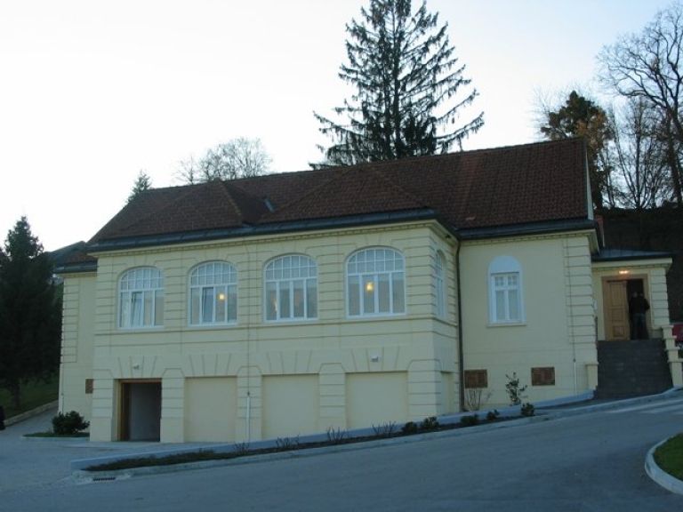 istenic_bizeljsko0001_bdg.jpg