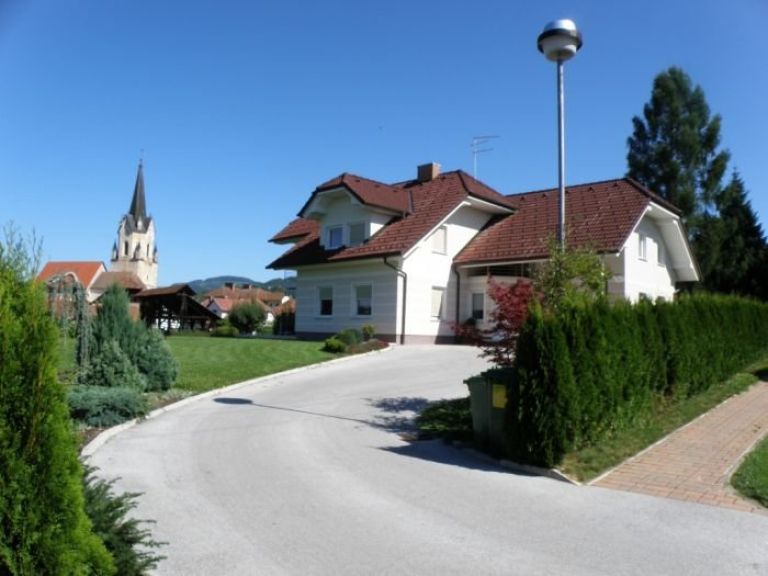 1__mesto___branka_in_bojan_brcar.jpg
