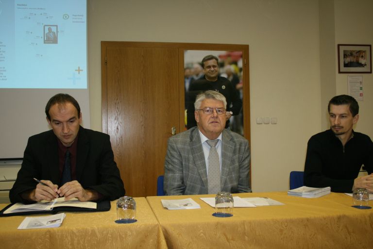 robert_planinc__drago_kro_elj_in__dejan_kmeti_.jpg