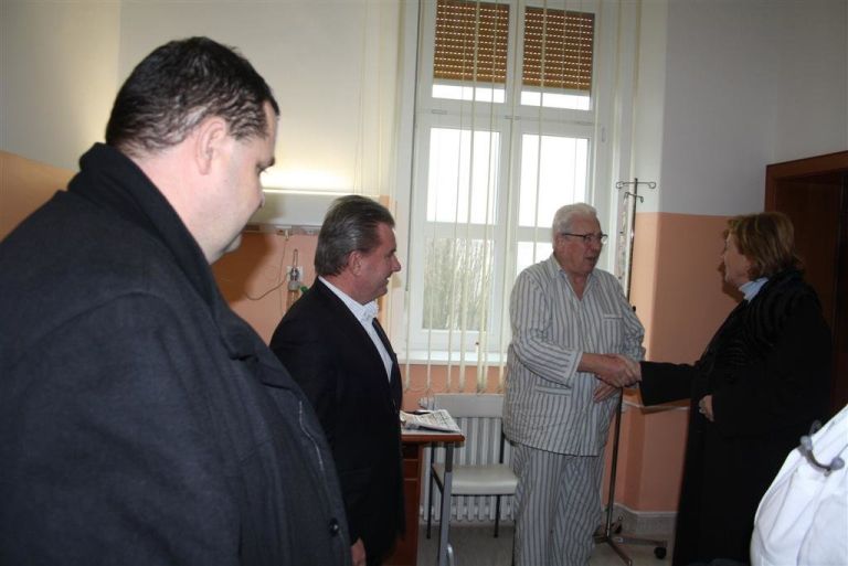 naslovn_obisk_na_oddelku.jpg