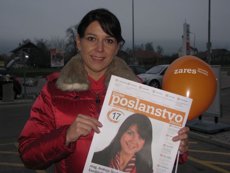 andreja_skrabec_dvokol_2011.jpg