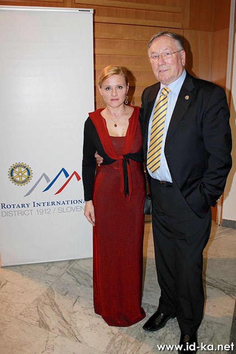 img_8904_000.jpg