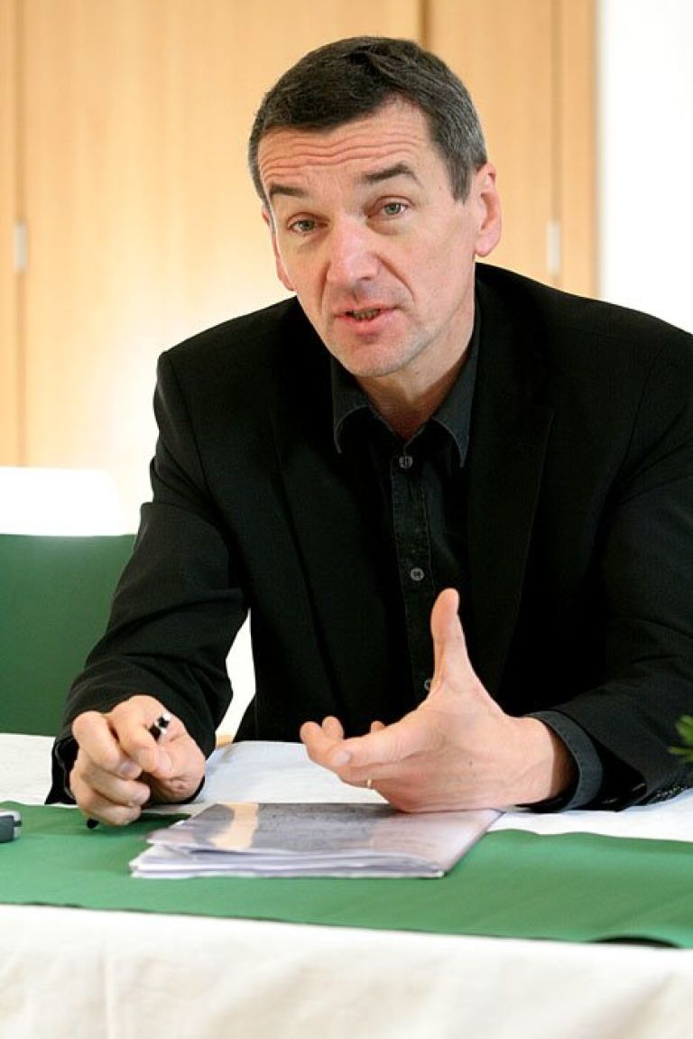 stojan_pelko_00_700.jpg