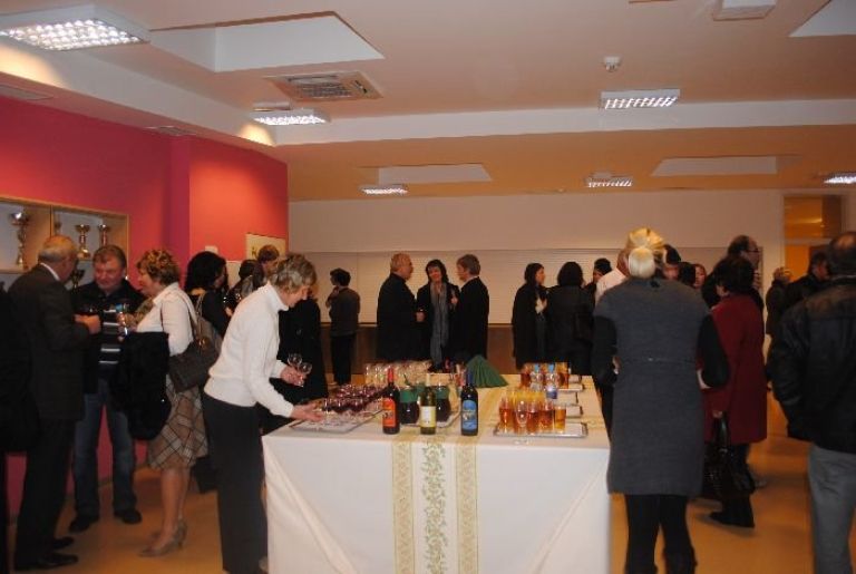 otvoritev_prenovljene_sole_in_vrtca061.jpg