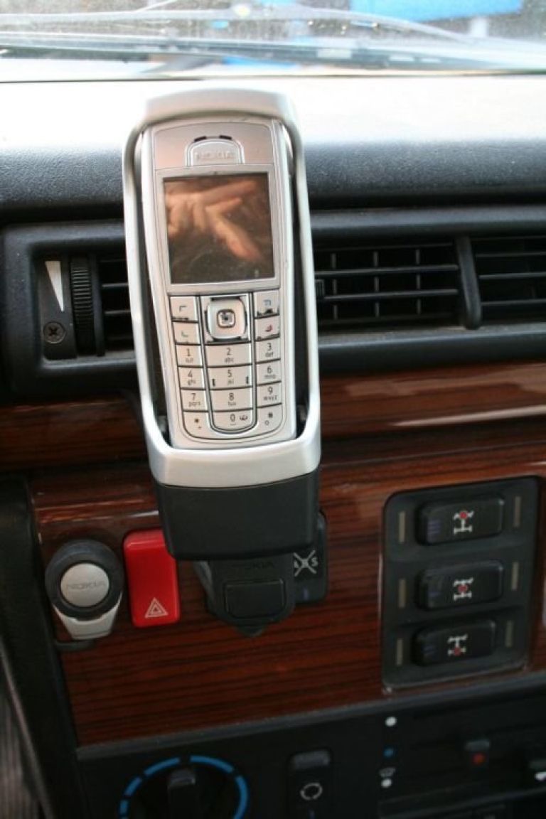 telefon_1_tjg.jpg