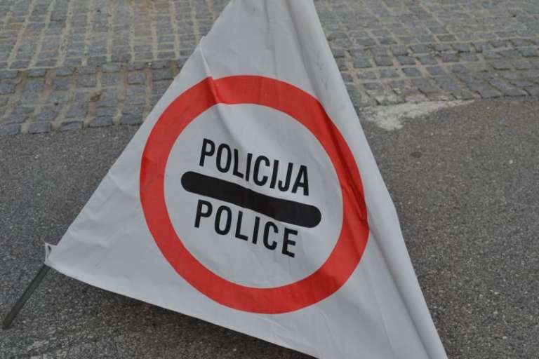 policija_2.jpg