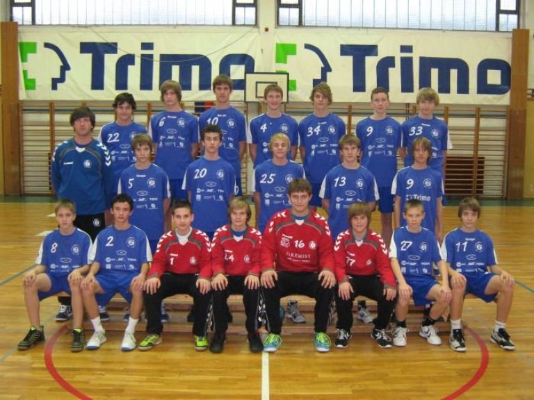 rk_stainb14112011_1_.jpg
