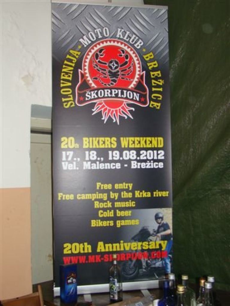 party_001.jpg