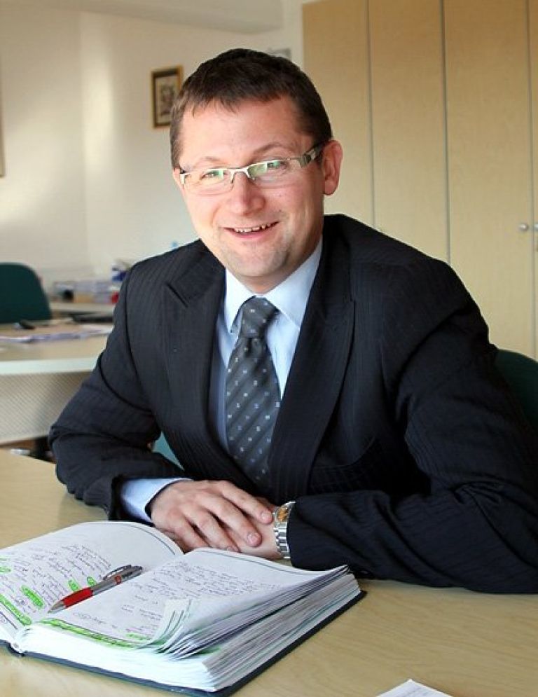 klemen_kirn_z_irena_n_2012_ed.jpg