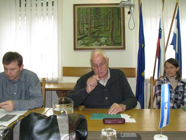 tiskovna__hufnaglovo_leto.jpg