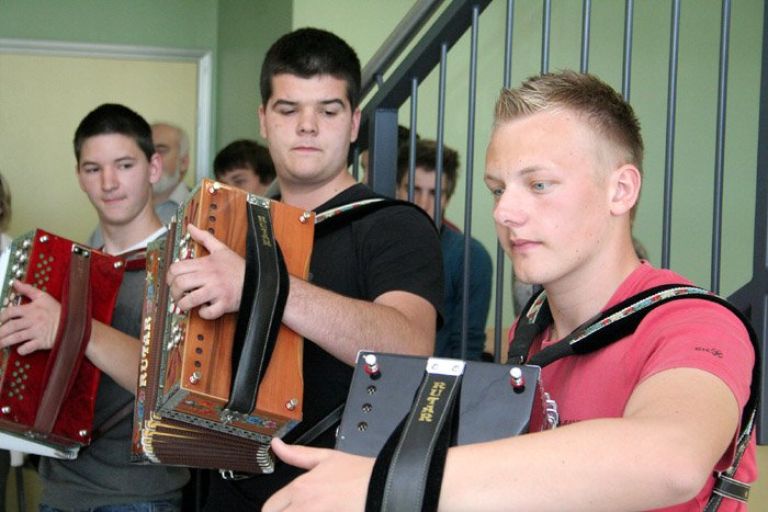 lesarska_sola_rk_01.jpg